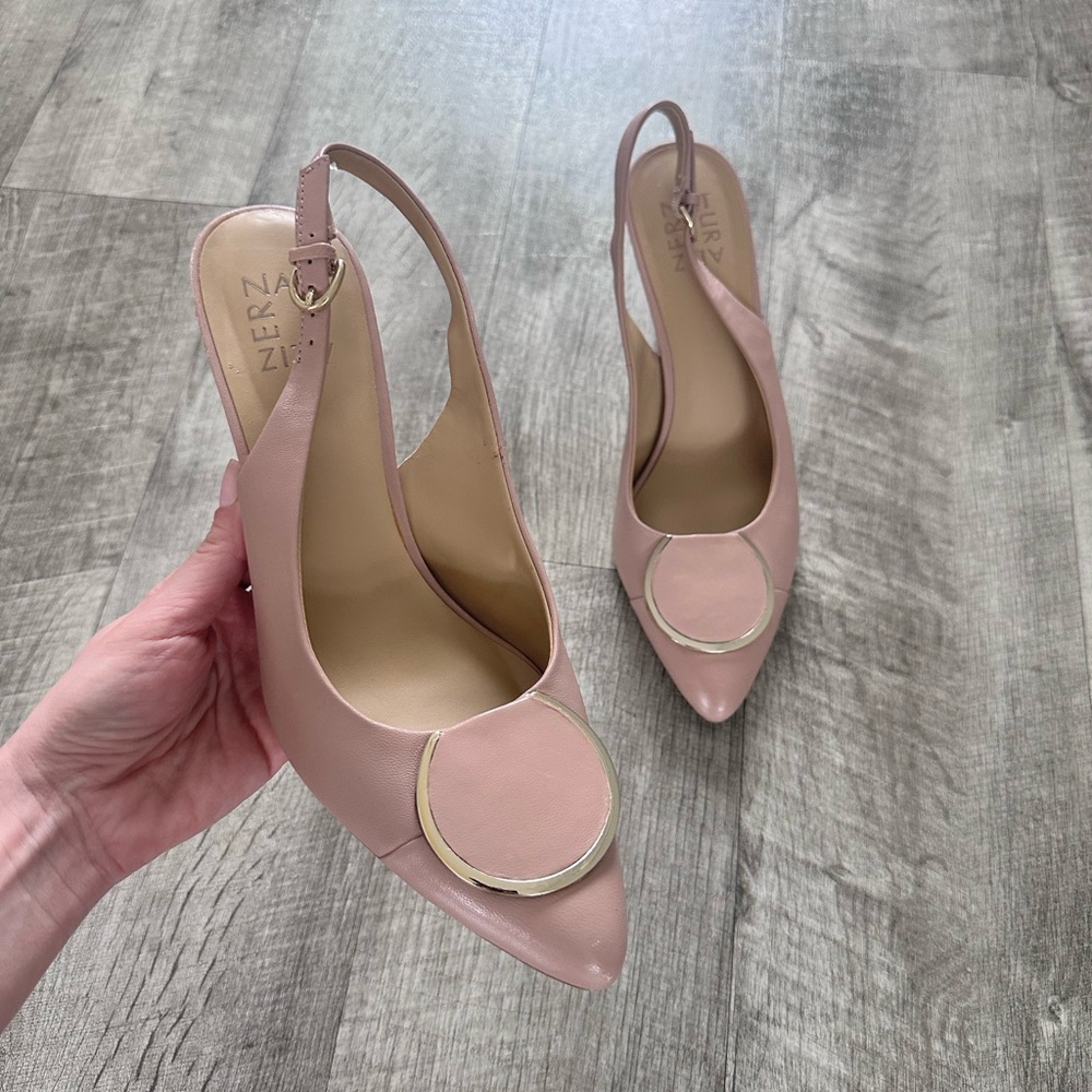 Naturalizer Nora Pump Real Leather  Neutral Color Slingback 3” Heels Size 8,5